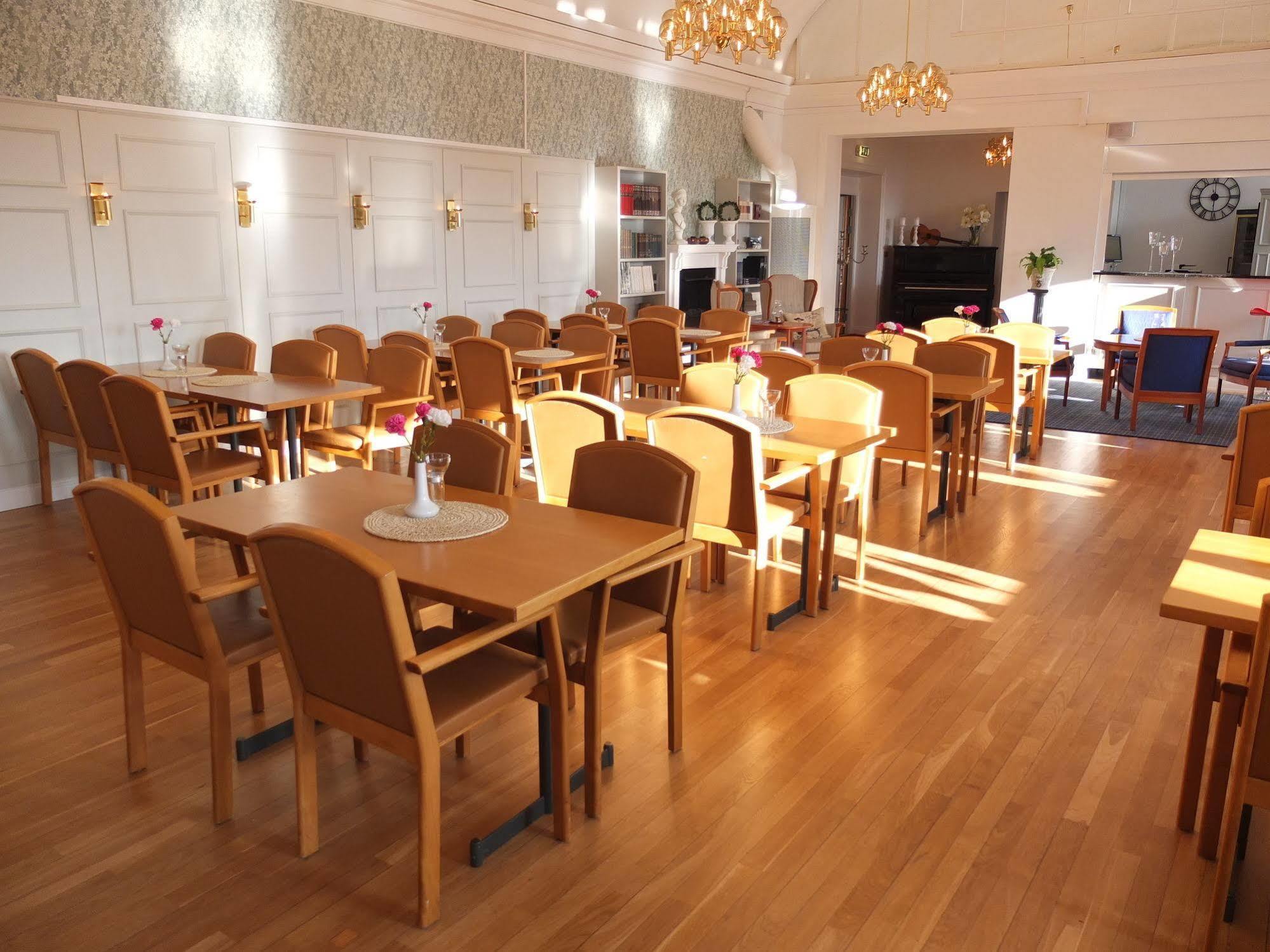 Furunaeset Hotell & Konferens Piteå Zewnętrze zdjęcie